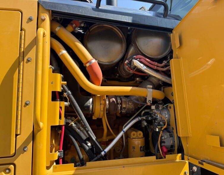CATERPILLAR  12M3 AWD ***REGISTERED***